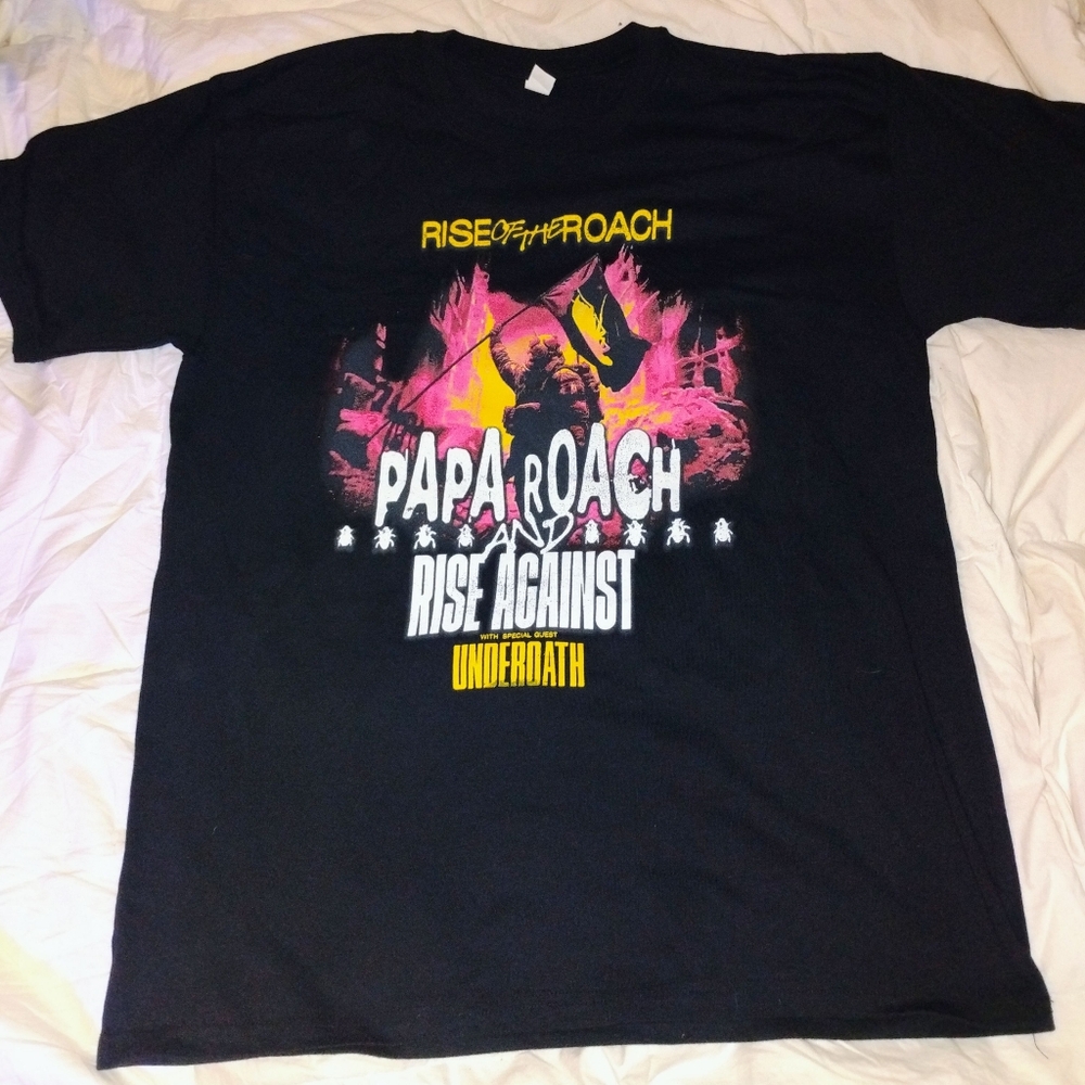 Size L Papa Roach Black Graphic T-Shirt